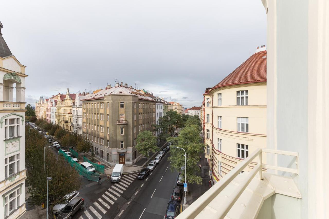 Friendly In Prag