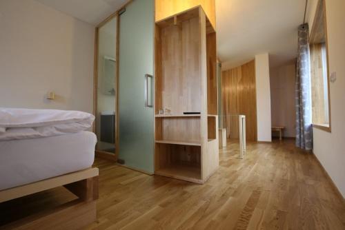 Wolf Hotel