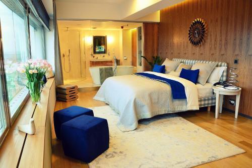 One 5* Prague