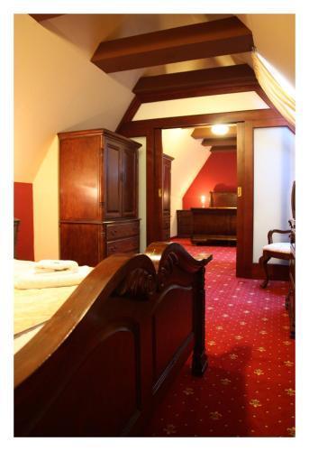 Otel Golden Age