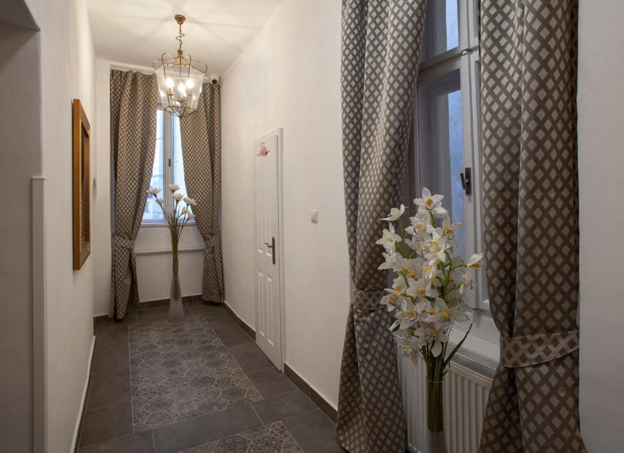 Corto Old Town Otel