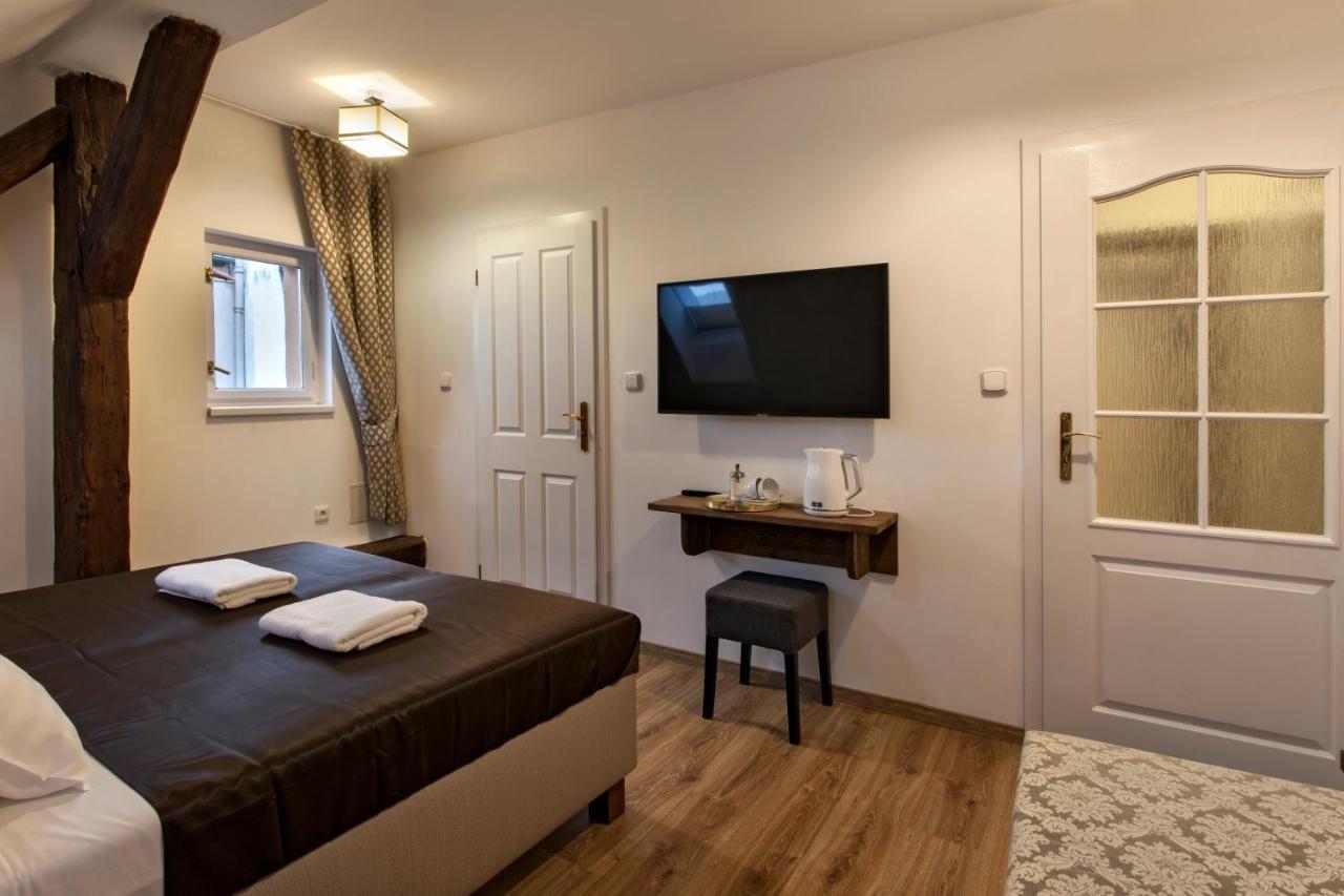 Corto Old Town Otel