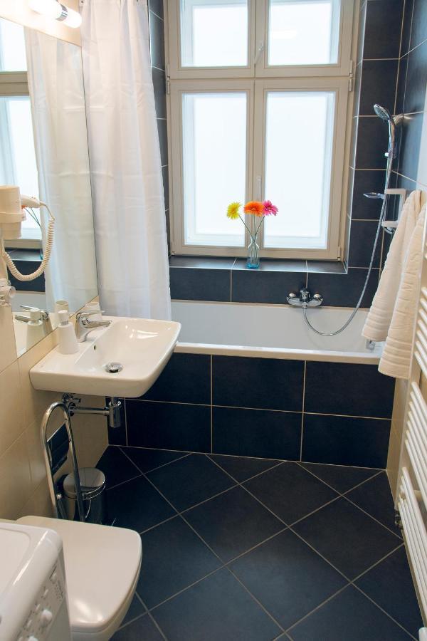 Limes Aparthotel 4*