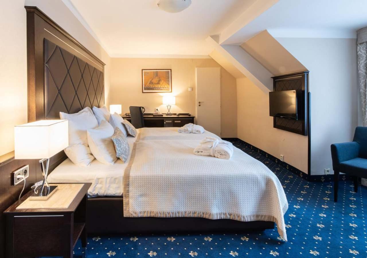 Pytloun Old Armoury Otel 4*
