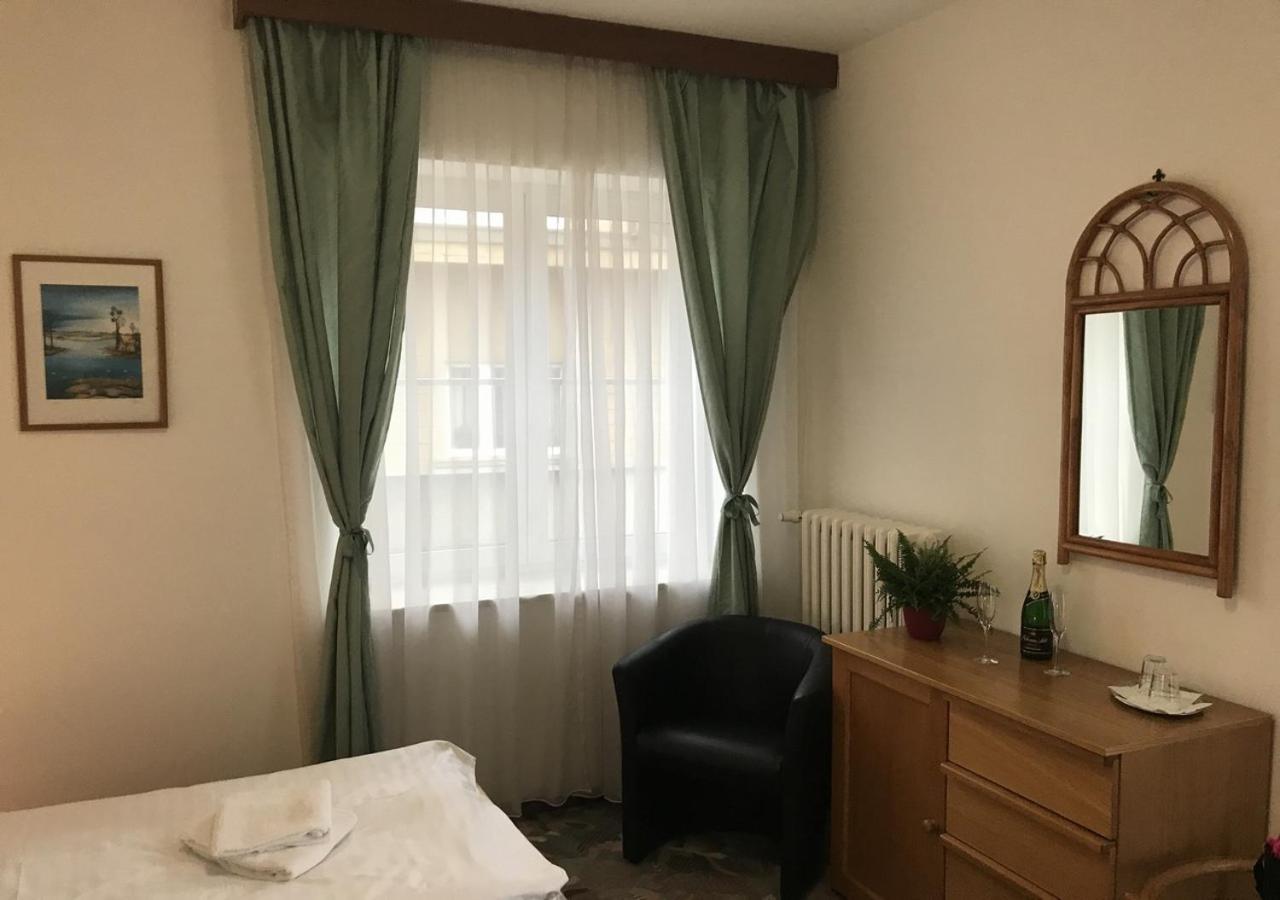 Otar Otel