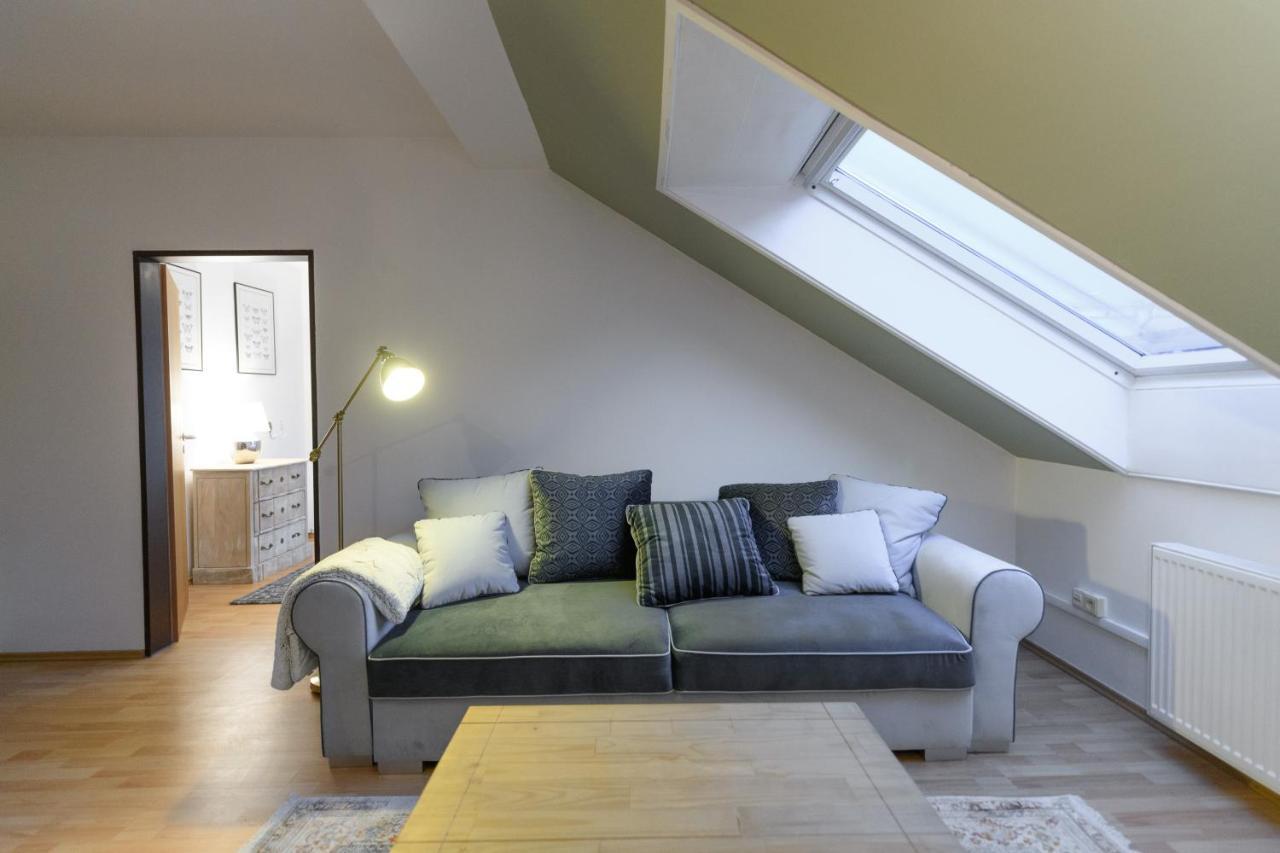 Ruzova Spot Apartment Prague