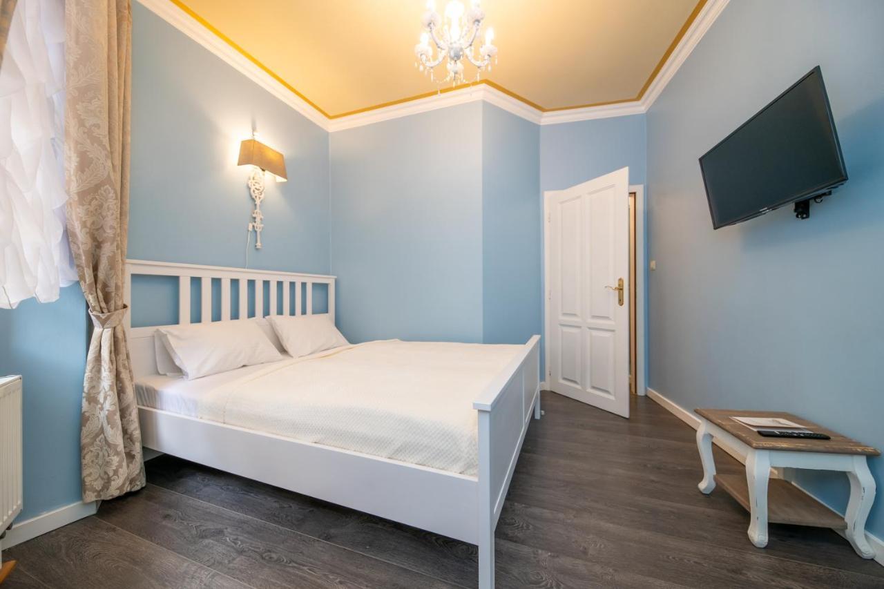 Cathedral Aparthotel 4*