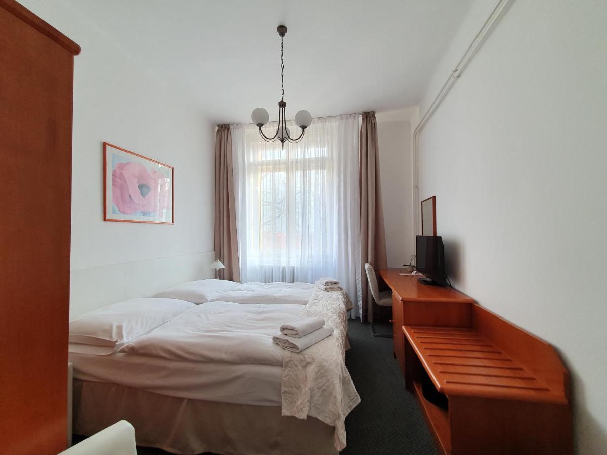 Jana - Domov Mladeze Guest house Prague