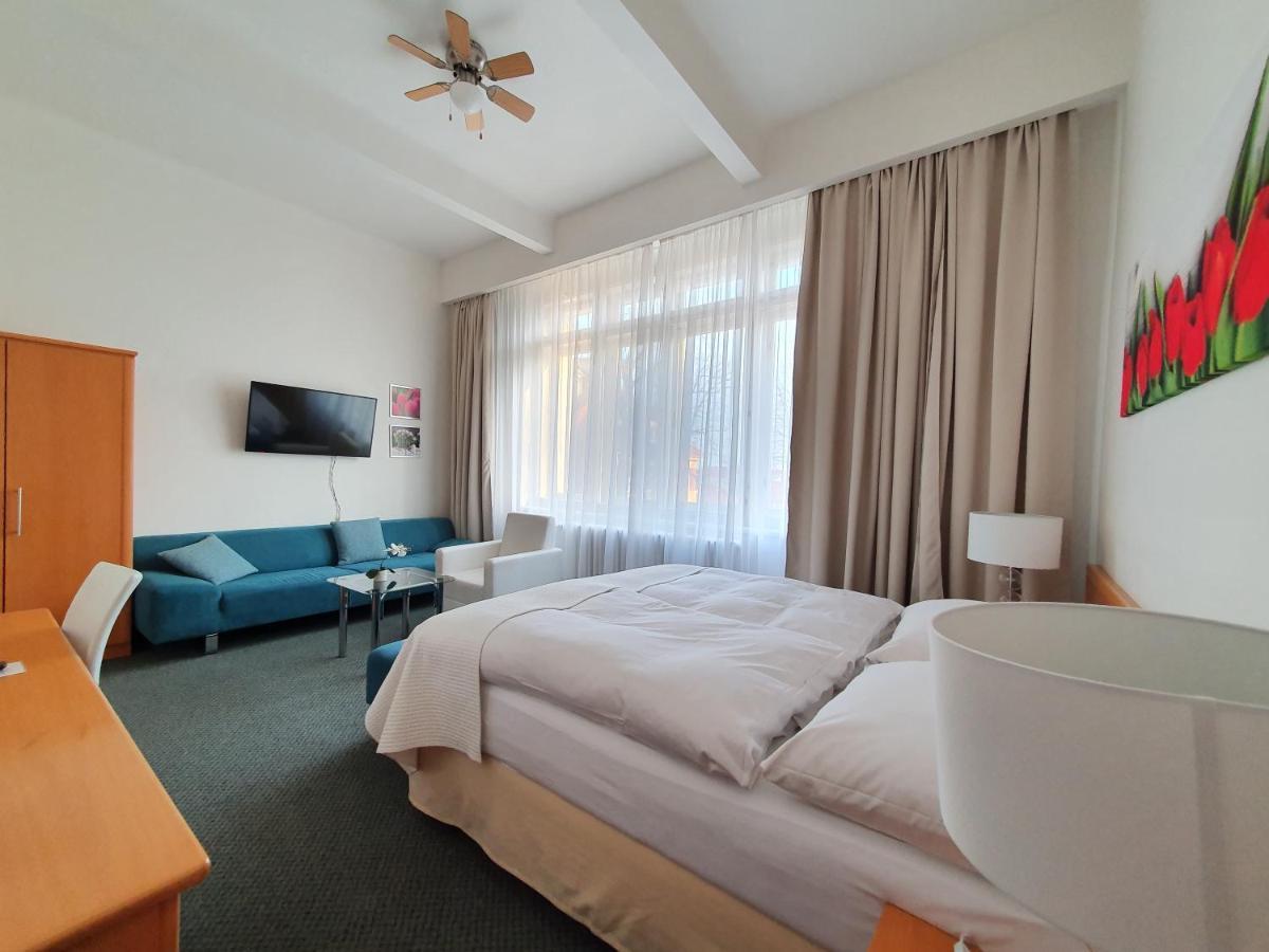 Jana - Domov Mladeze Guest house