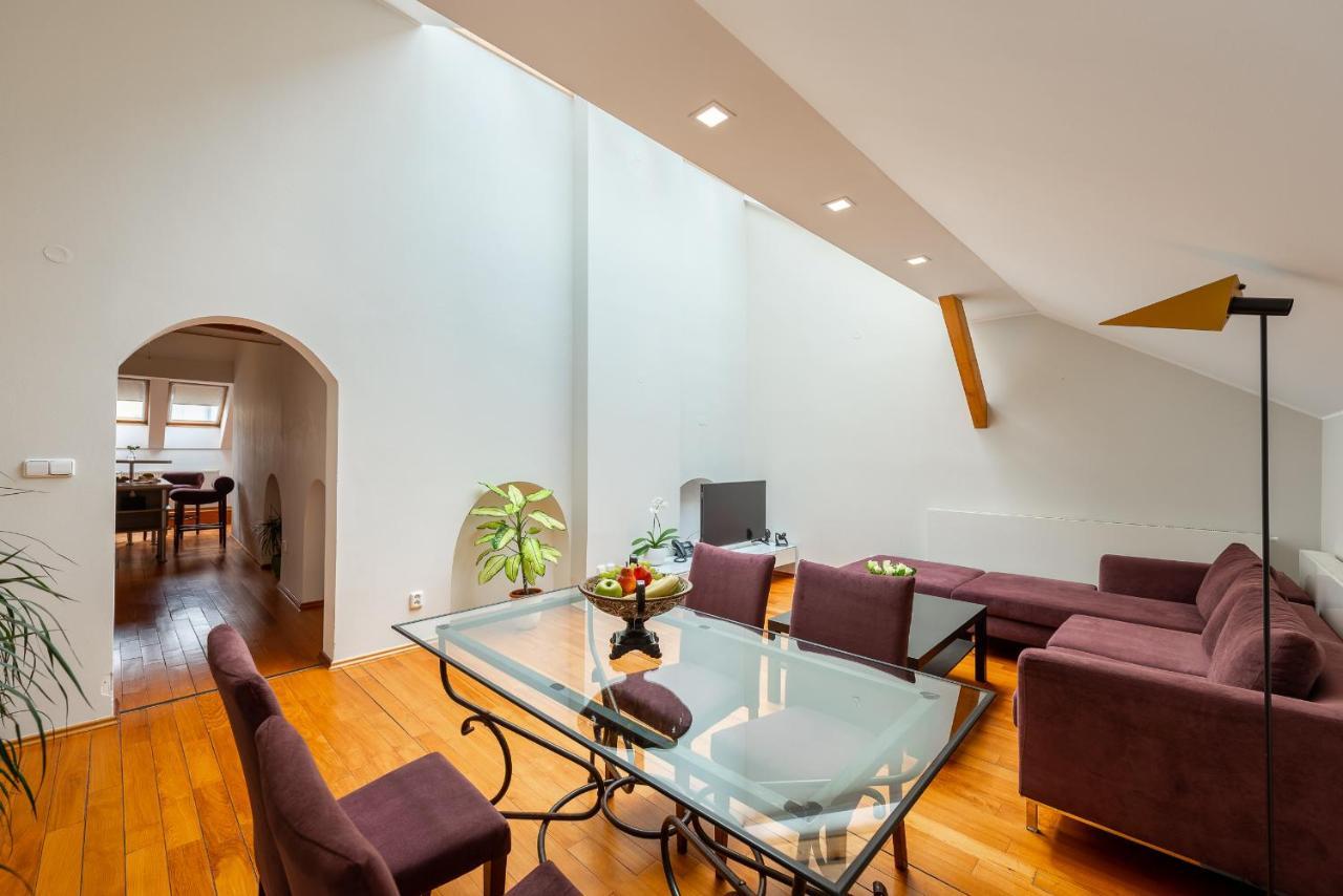 Almandine Aparthotel 4*