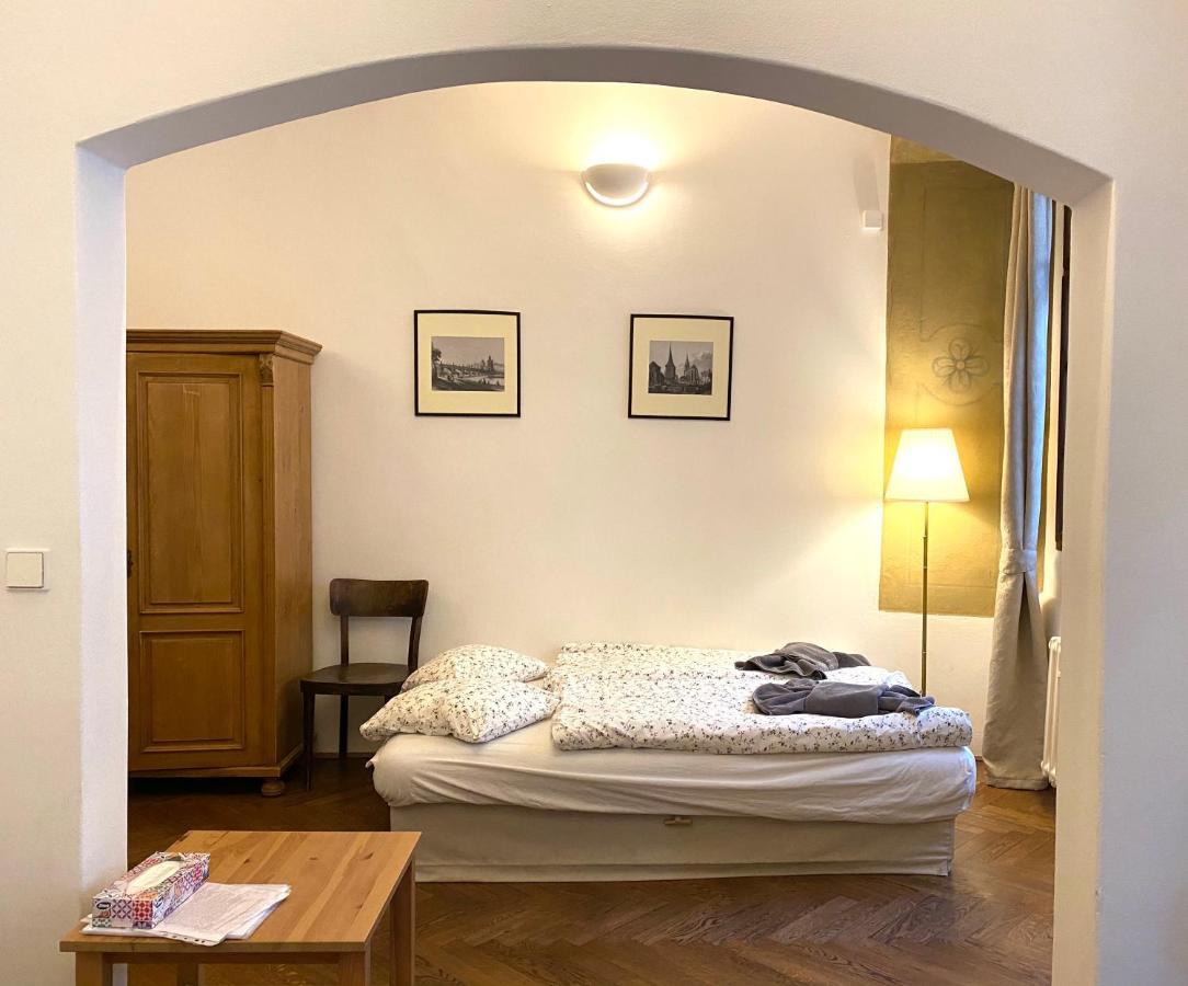 Apartment Nerudova 36