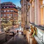 Golden Angel Suites By Adrez