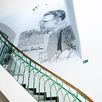 White Wolf House Hostel & Apartments