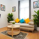Stunning Apartment In Historical Center Prague
