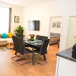 Stunning Apartment In Historical Center Prague