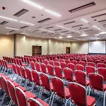 Courtyard By Marriott Prague Airport