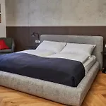 Three Golden Crowns Apartments