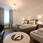 Kaiserstein Palace Apartments