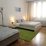 Secret Garden Apartment