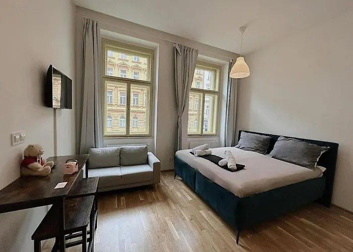 Apt Near Muzeum Prague 1