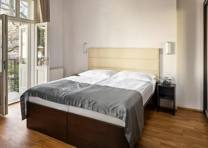 Hotel Trevi