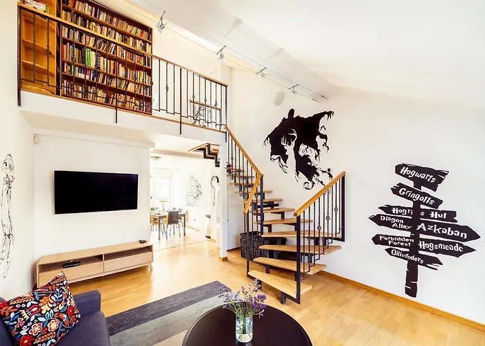 4Br 3Bath Balcony Central Harry Potter Penthouse