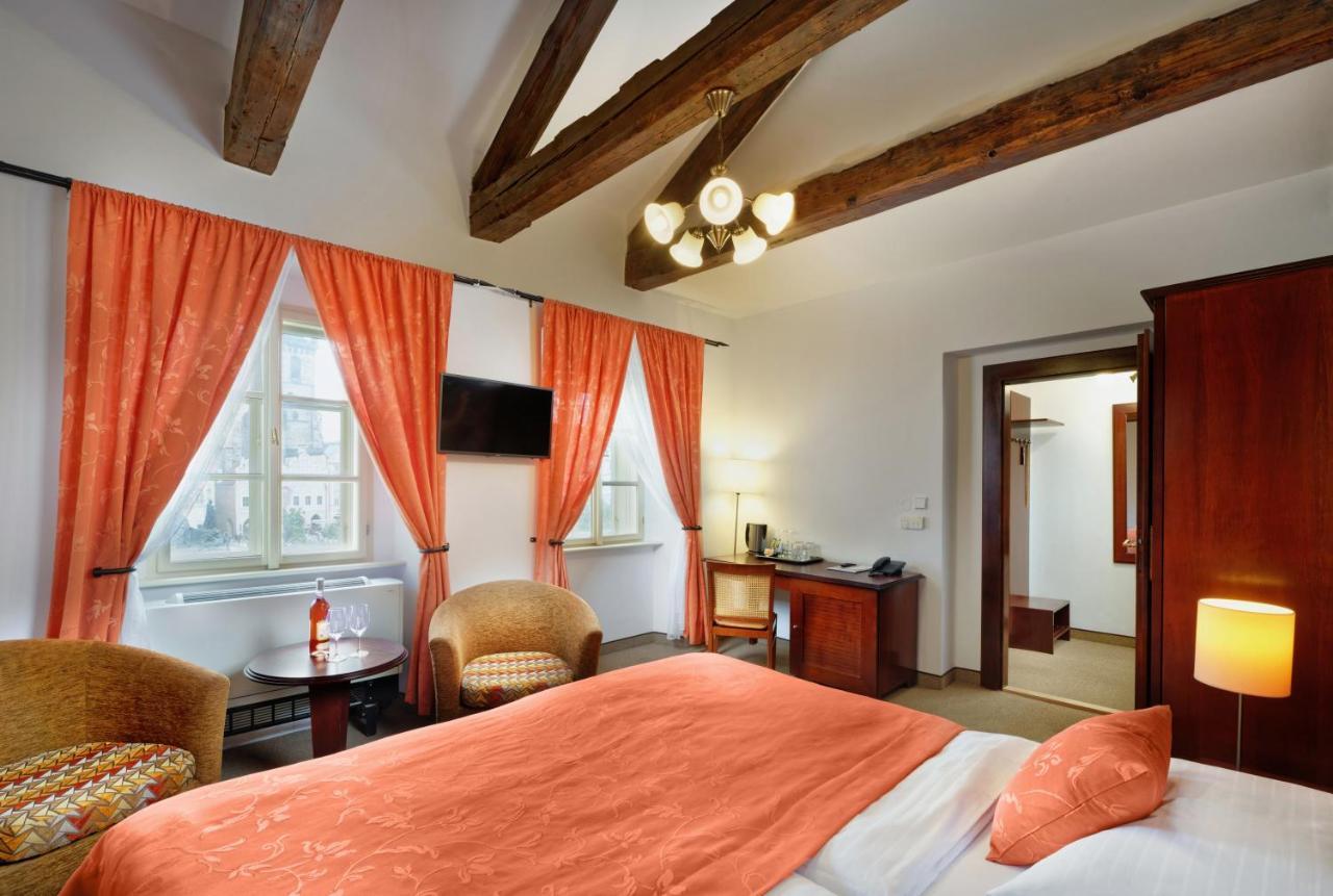 Lippert Hotel
