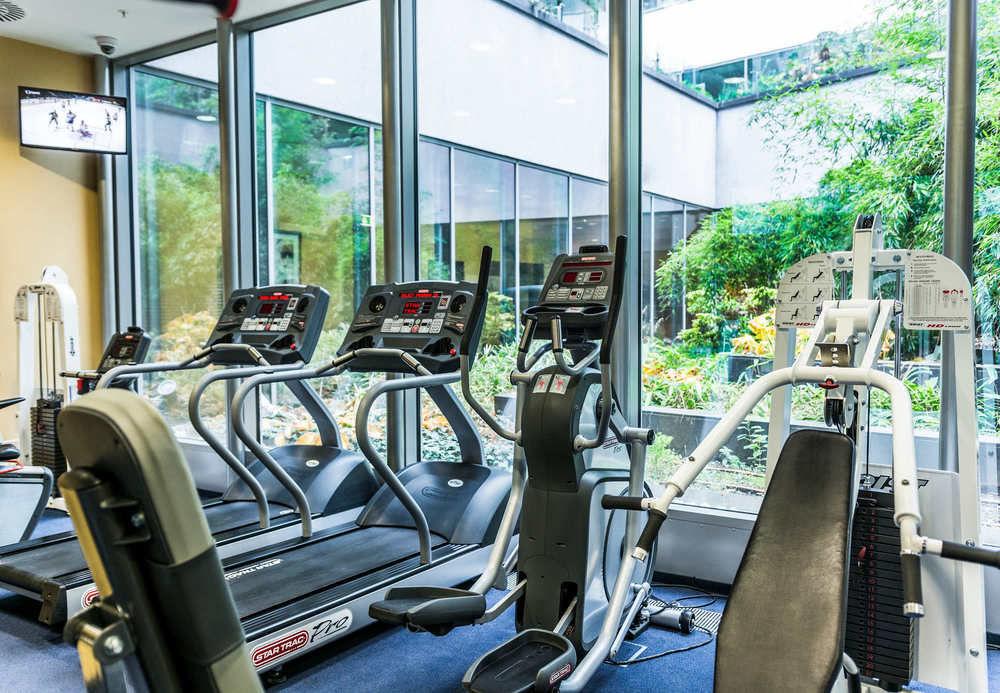 Courtyard By Marriott 4* Prague