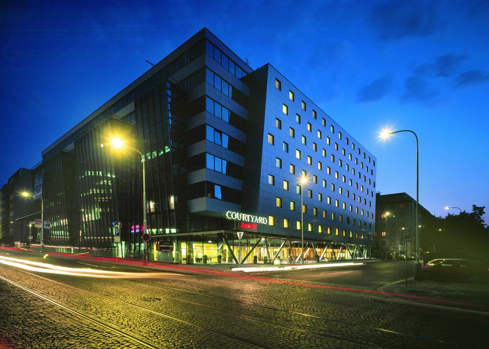 Courtyard By Marriott 4* Prague