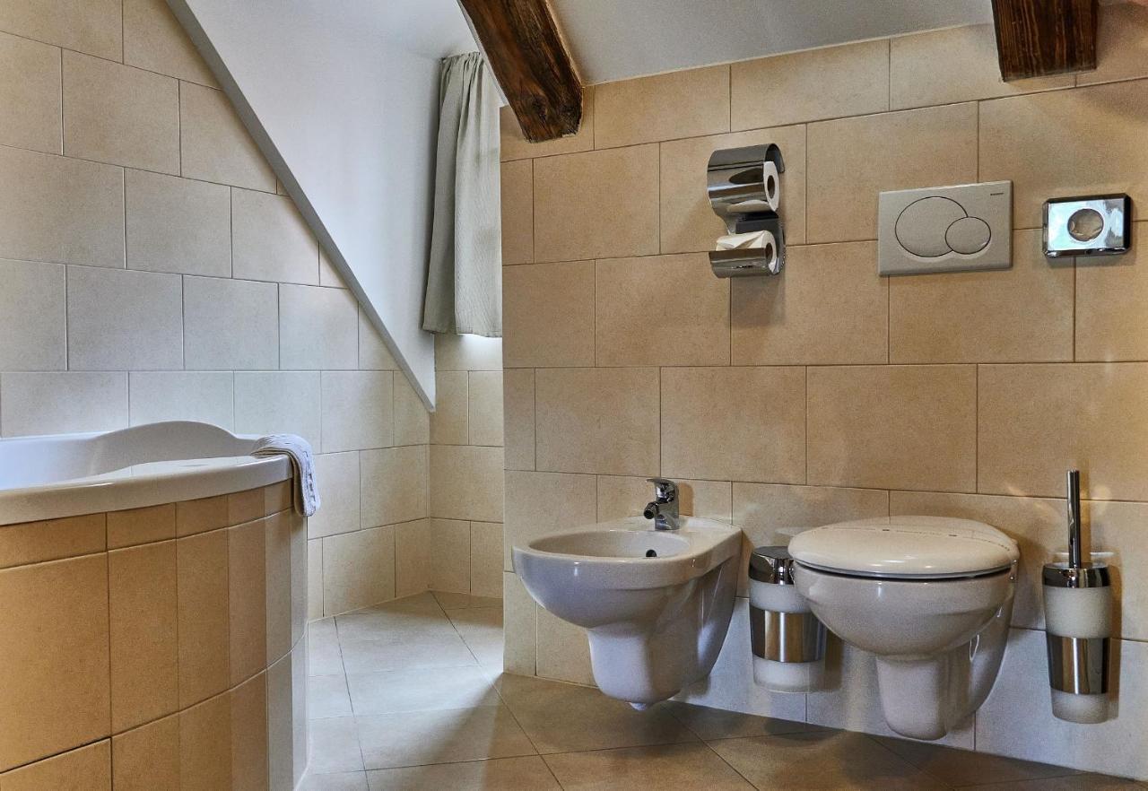 Three Golden Crowns Apartments Prague