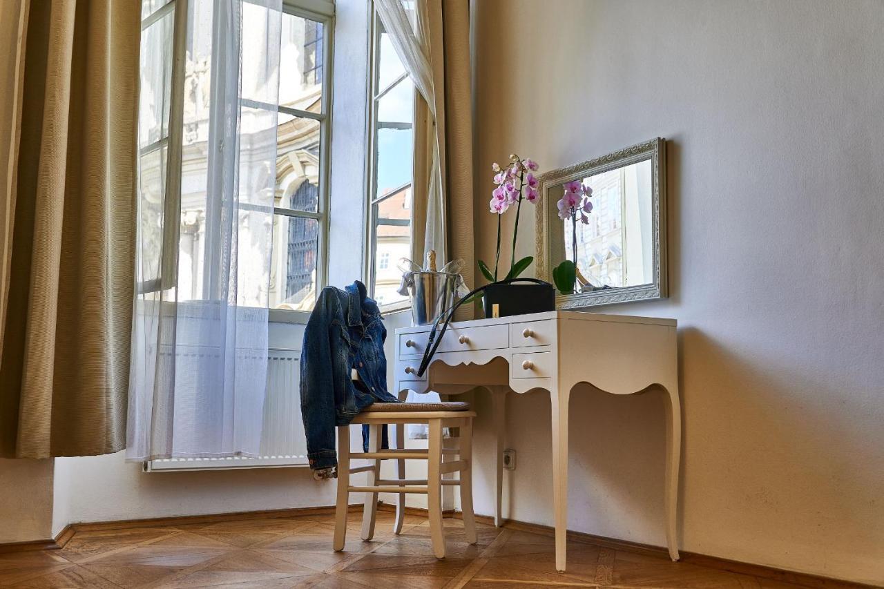 Aparthotel Three Golden Crowns Apartments 3*
