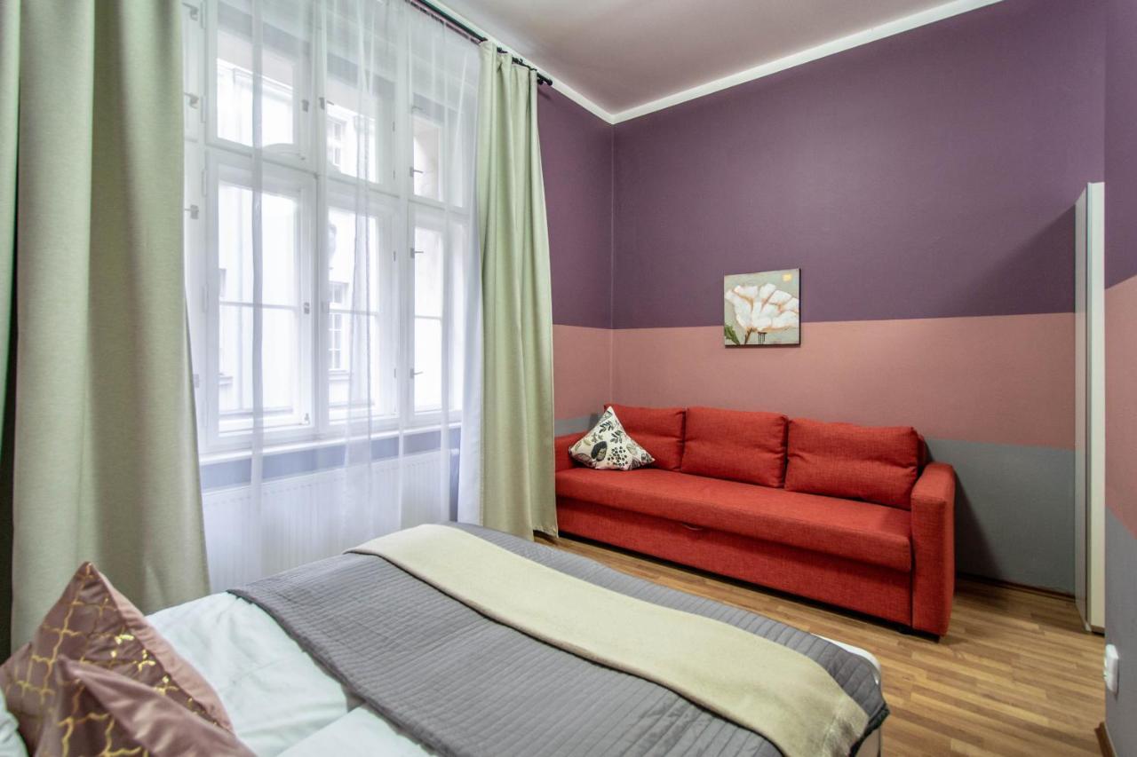 Ruzova By Ruterra Apartment