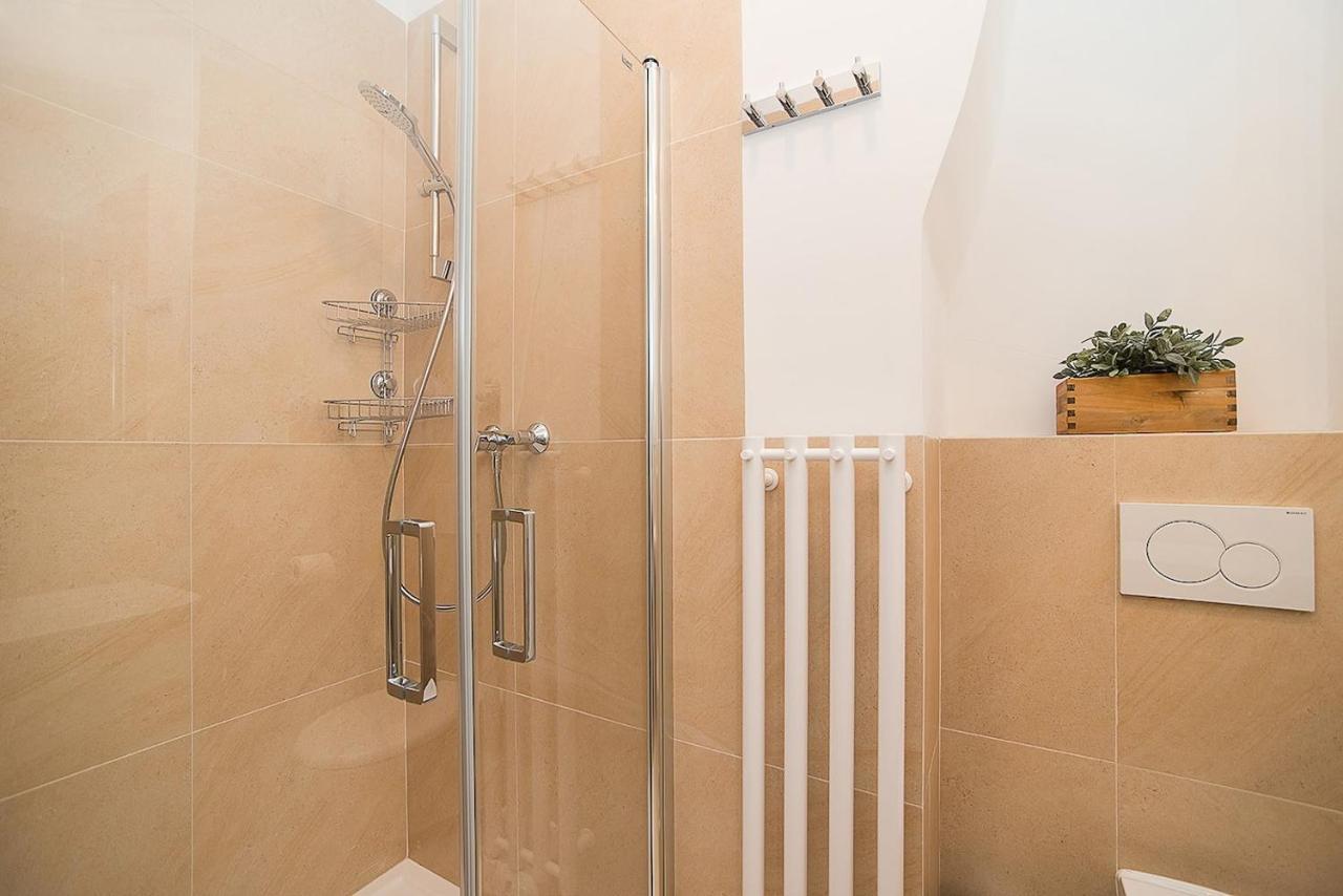 Newly Renovated 1-bed At Charles Bridge Prag