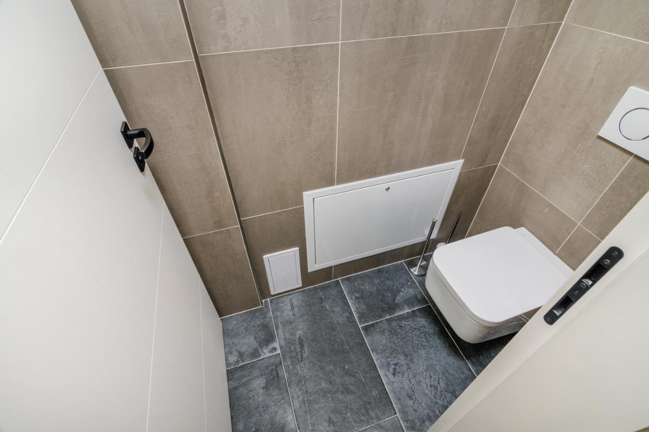 Apartment Days - Premium Loft W Terrace - View - Netflix - Ac Prague