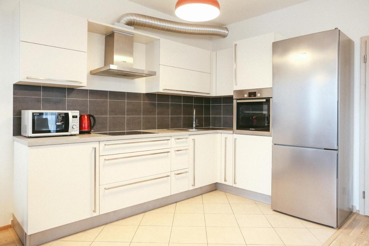 Sunny Apartment Prague