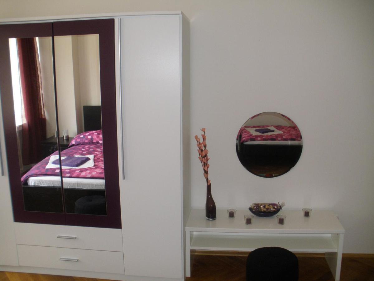 Tronicek Apartment *