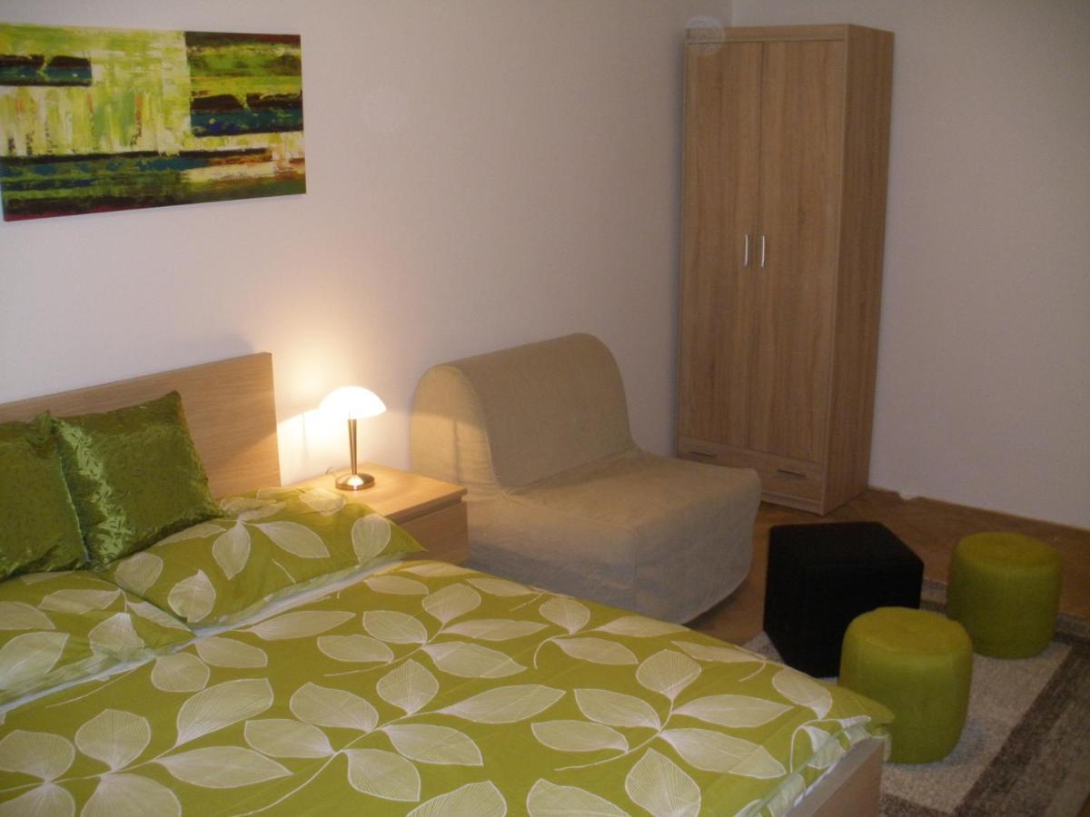 Tronicek Apartment Prague