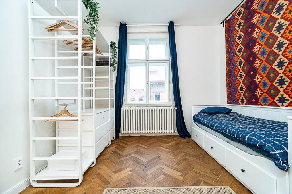 Elegant, Modern, 2-bed Flat By Museum Of Appartement