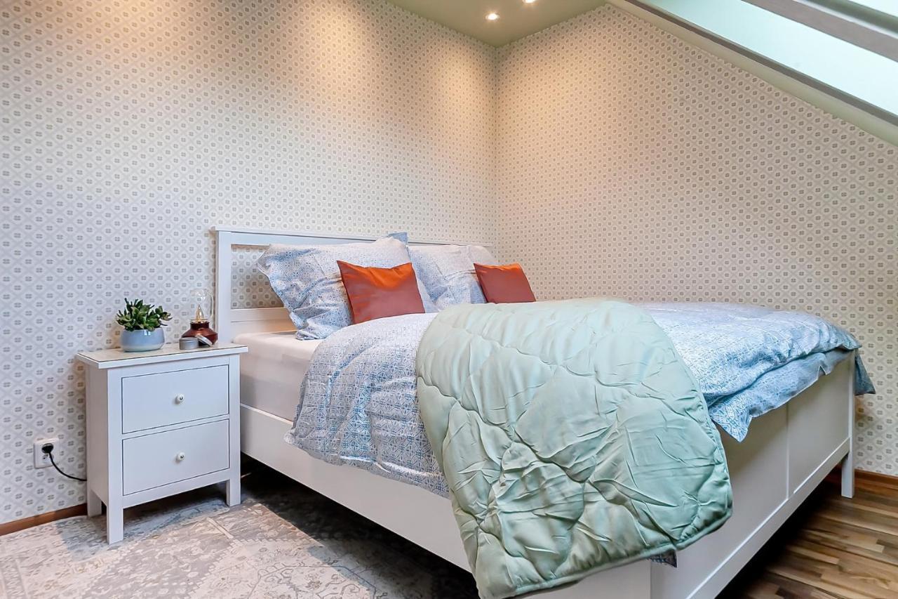 Attic On Waterfront / View / Netflix Appartement *