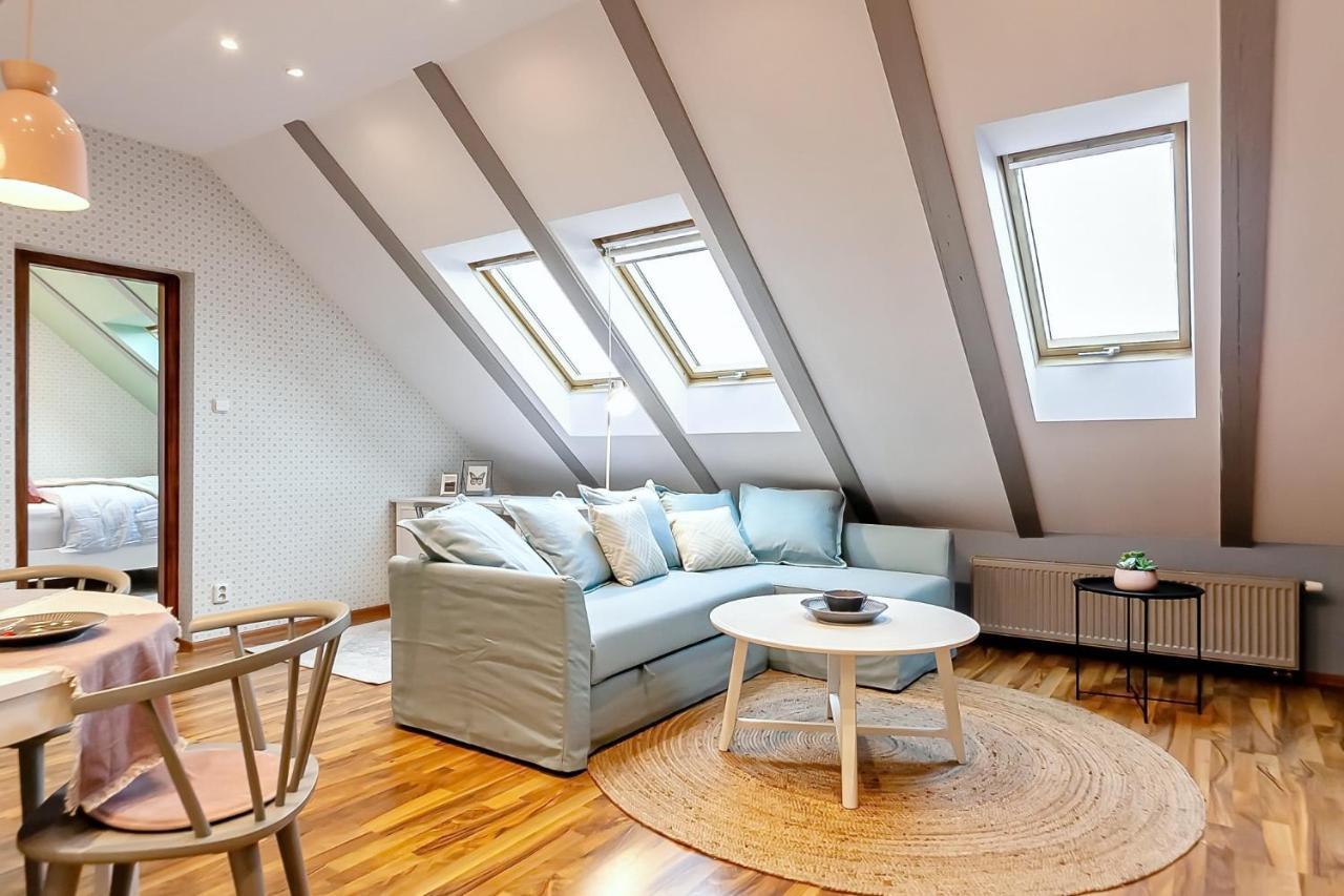 Attic On Waterfront / View / Netflix Appartement Prague