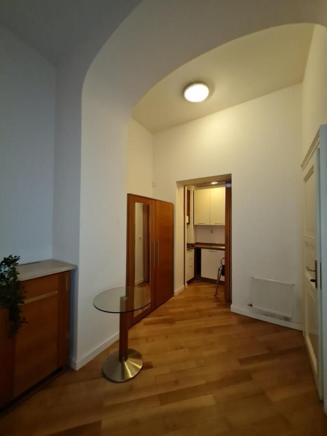 Apartment Astronomical Clock