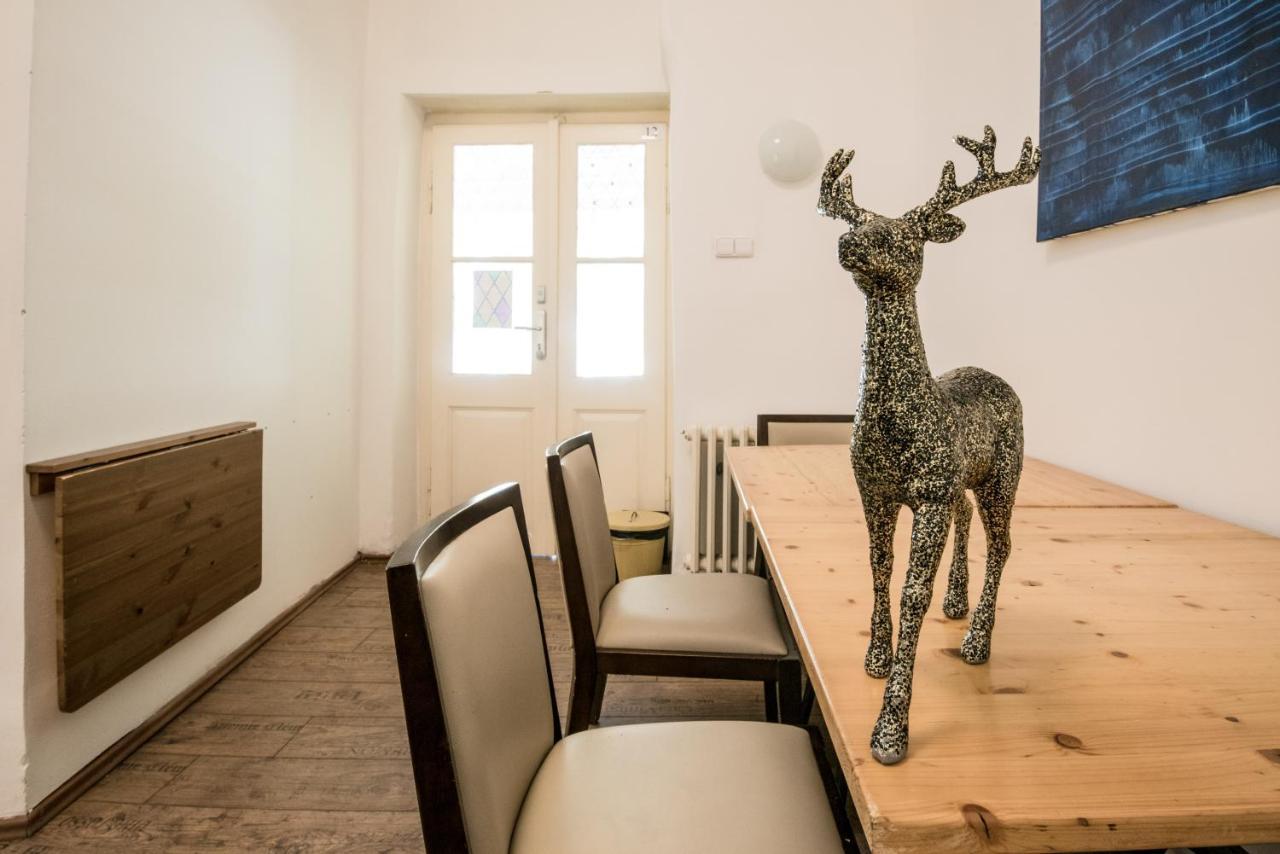 Albergue Charles Bridge &