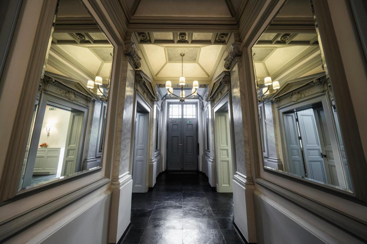 Hotel Noir 4*