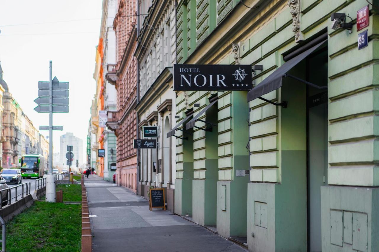 Noir