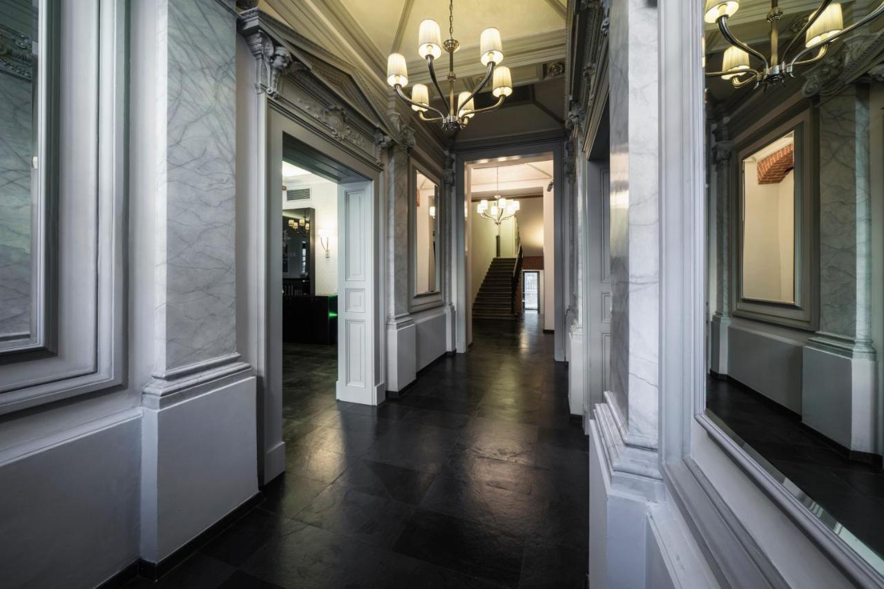 Noir Hotel 4*