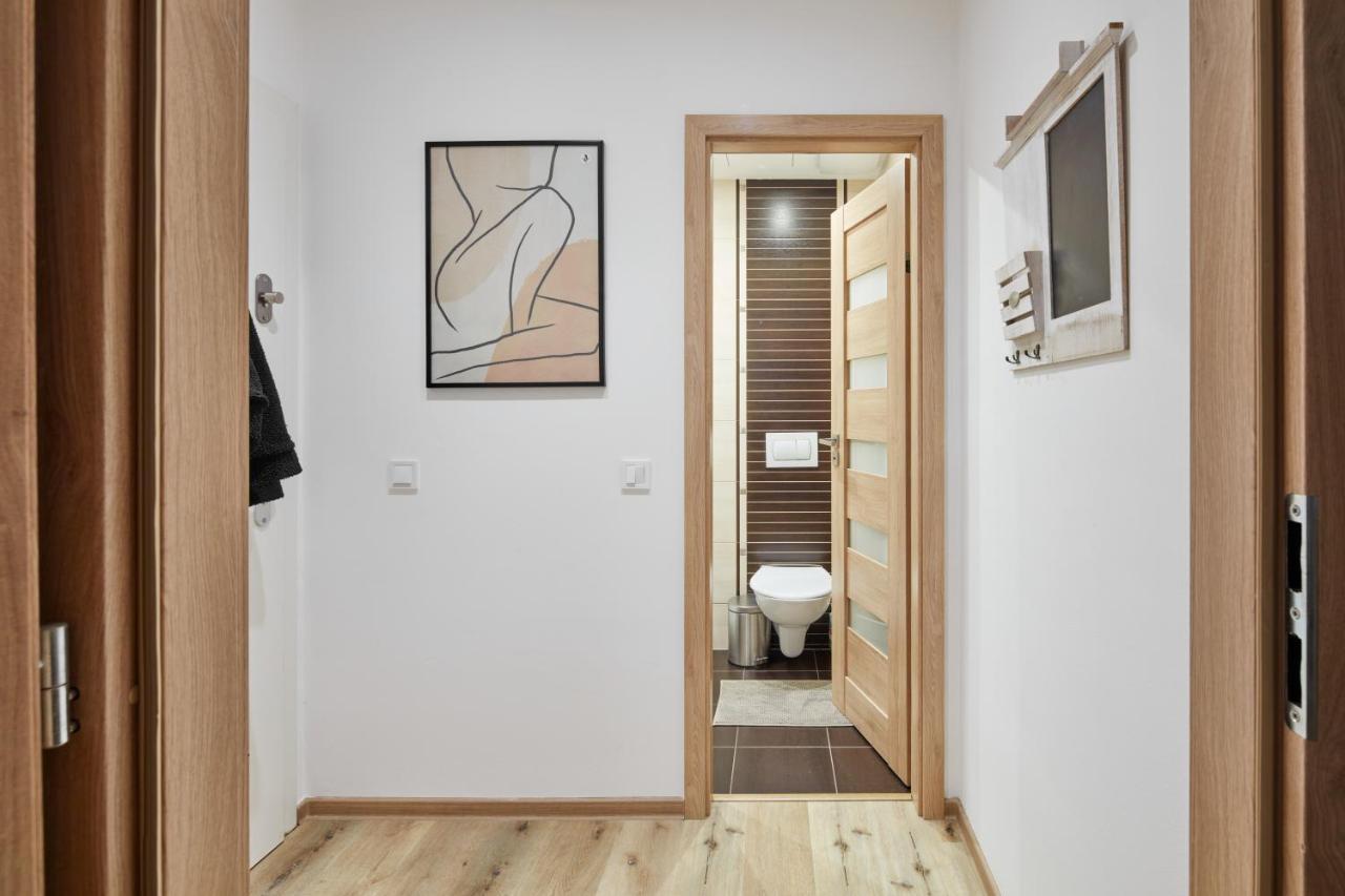 Cozy Studio In New Town By Days Apartment *
