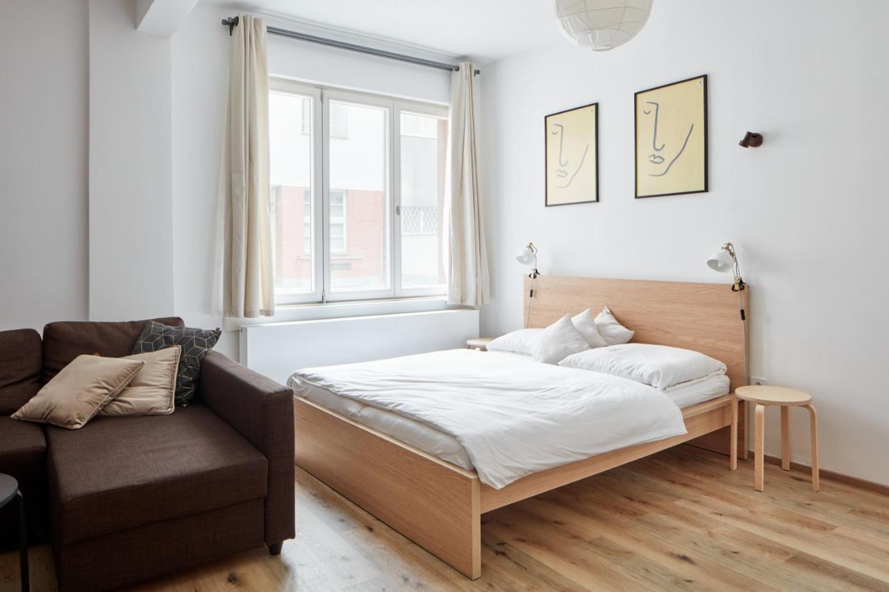 Cozy Studio In New Town By Days Apartment