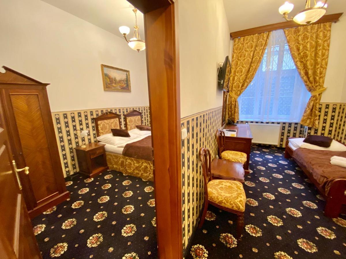 Hotel Klarinn Castle