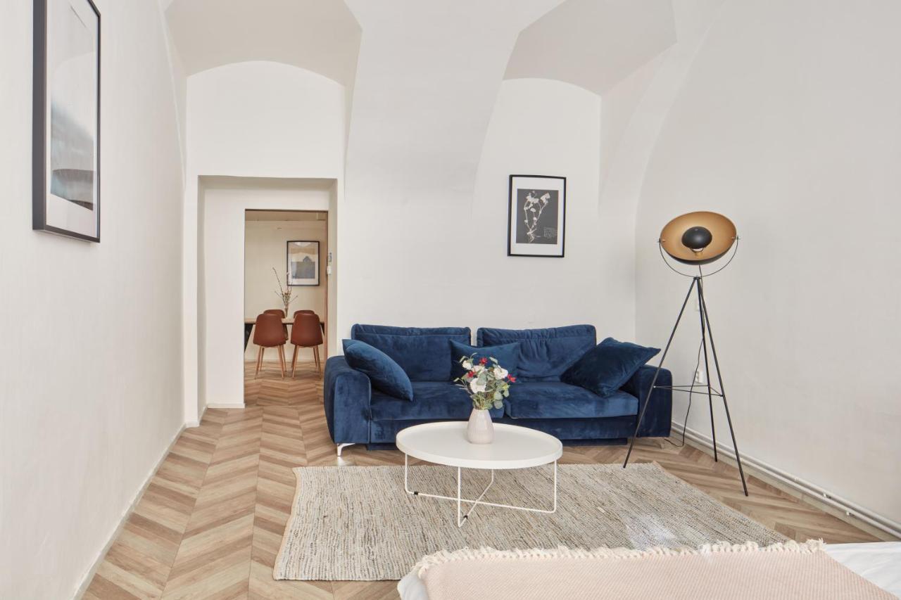 Cozy Flat In New Town By Days Apartment *