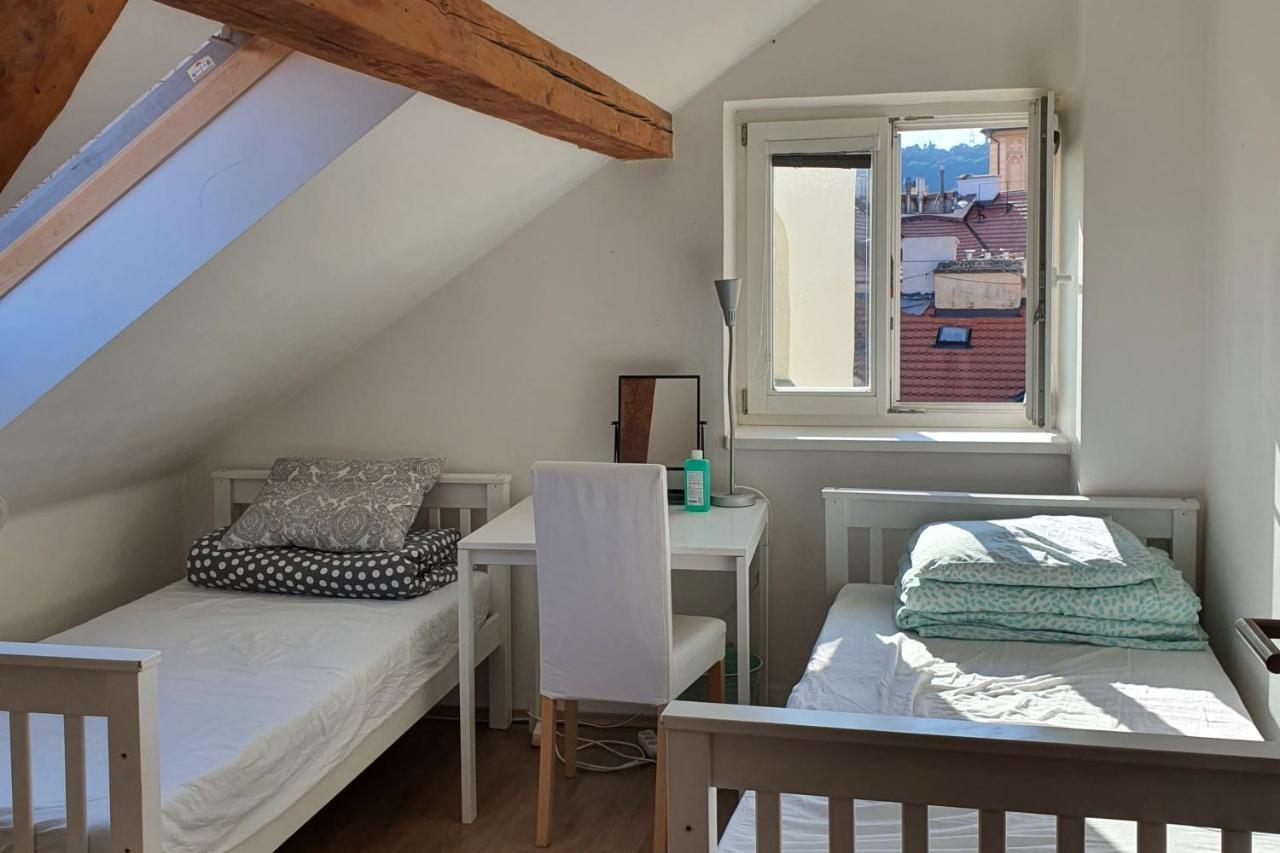 Cozy View Location Charles Bridge Apartment *